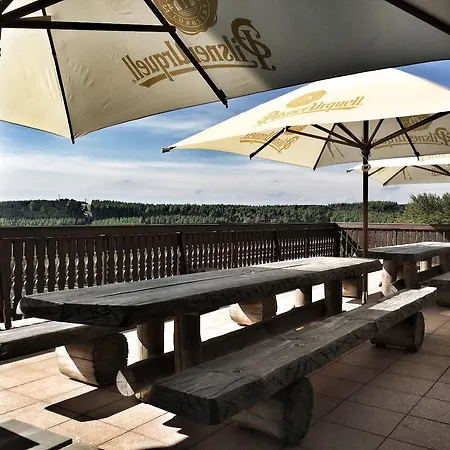 Hotel Pomezi 3*