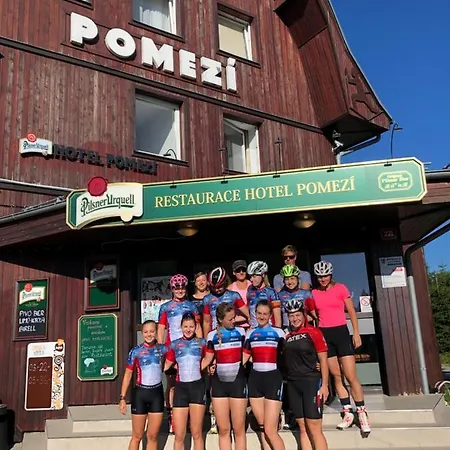 Szálloda Pomezi Cínovec