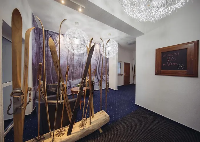 Hotel Pomezi