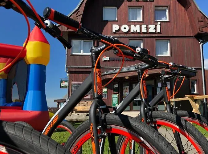 Pomezi